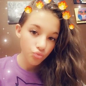 Meet your Posher, Caitlyn